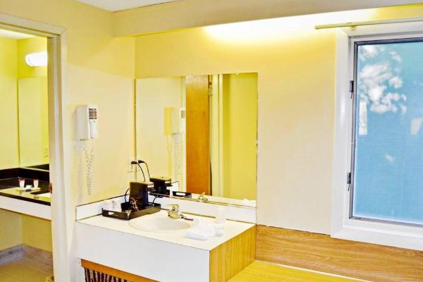 Flagship Inn And Suites (Groton)